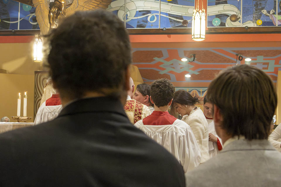 2026-StMary-EasterVigil (132 of 215).jpg